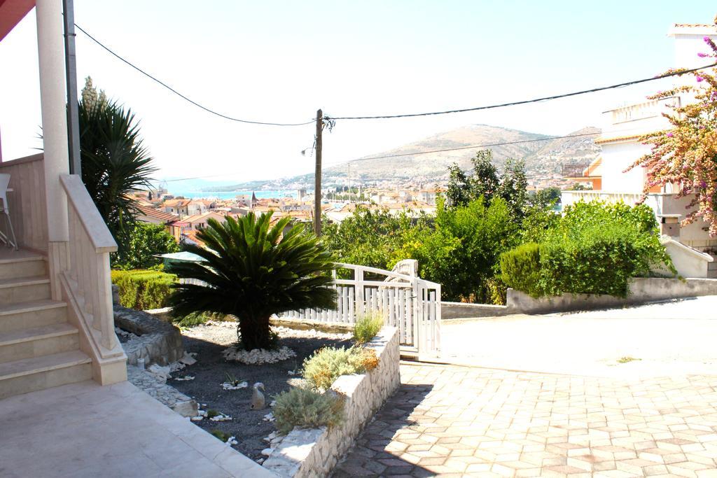 Apartments Mdk Kate Trogir Eksteriør billede